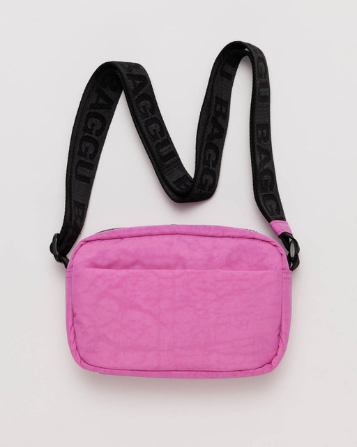 BAGGU HANDBAG Extra Pink Camera Crossbody