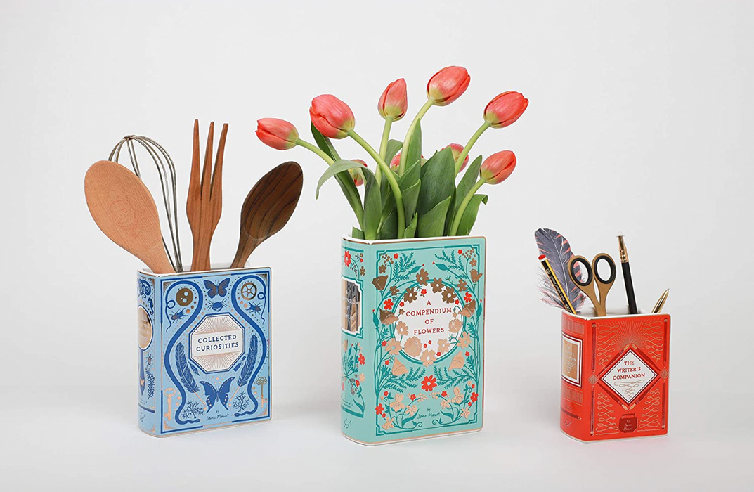 HACHETTE POT Bibliophile Vase: Collected Curiosities